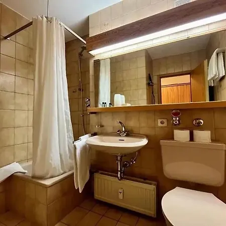 Accommodatie bij particulieren Gemuetliches Studio-appartement In Mit Terrasse, Schwimmbad Und Sauna *